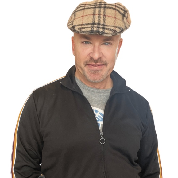 COPY - Authentic Burberry Newsboy Cap Size M - Picture 2 of 3
